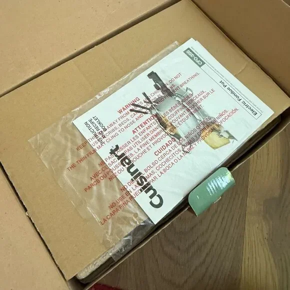 New Open Box Cuisinart Electric Fondue Pot CFO-3SS *Missing Forks* - Picture 7 of 10